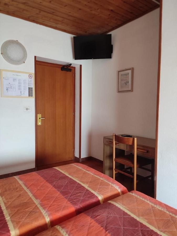 Albergo Villa Mimosa Torbole Sul Garda Ngoại thất bức ảnh