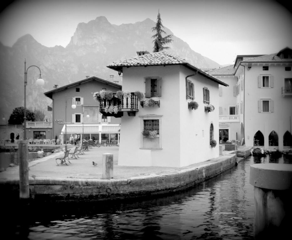 Albergo Villa Mimosa Torbole Sul Garda Ngoại thất bức ảnh